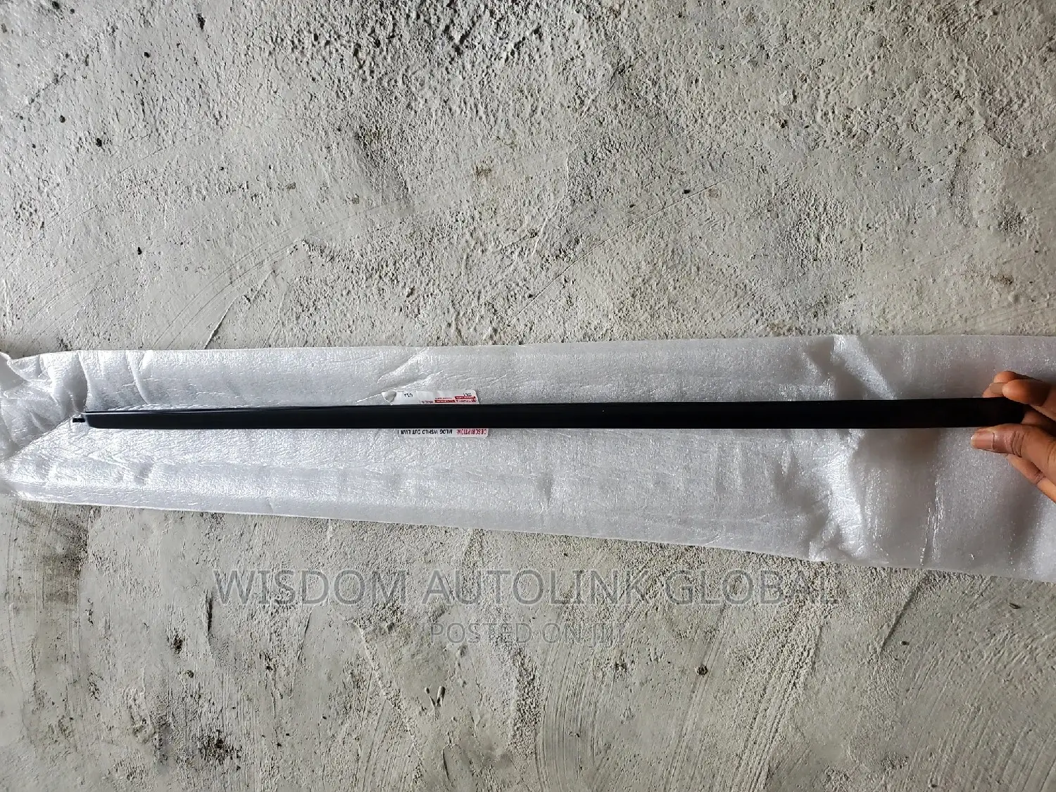 Windscreen Chrome For Toyota Avalon 2020/21