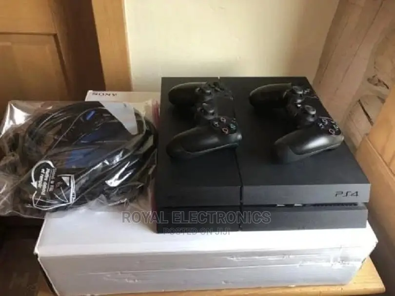 Uk Used Ps4(Big) Games With Pad And 13 Latest Games Download