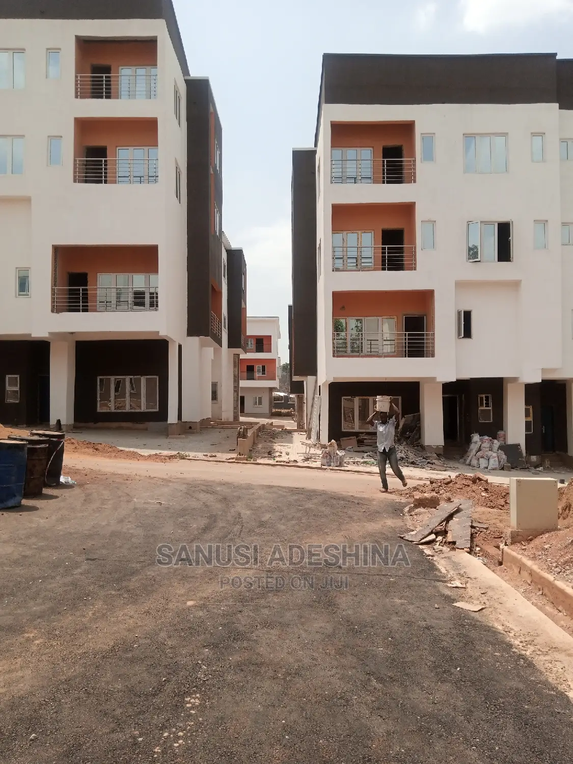 5bdrm Duplex in Katampe Maid for sale