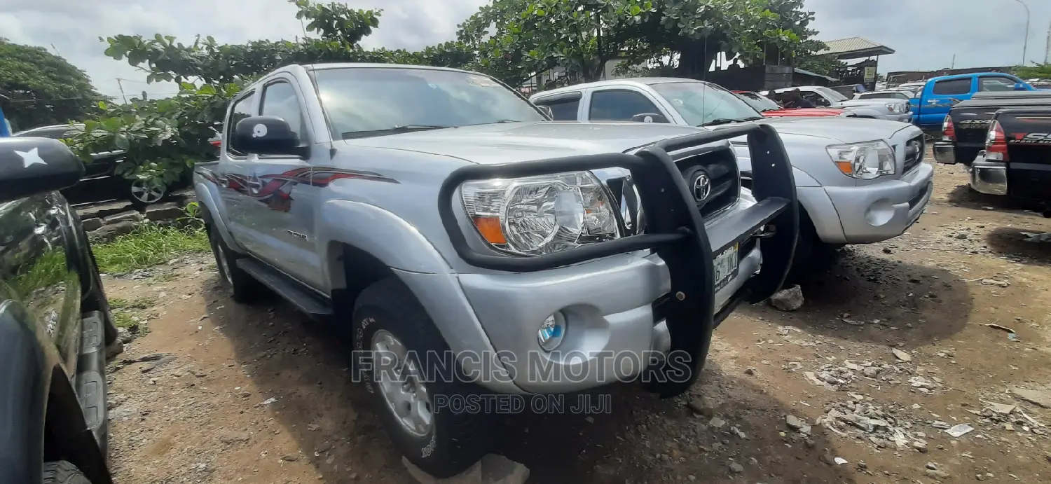 Toyota Tacoma 2007 Silver