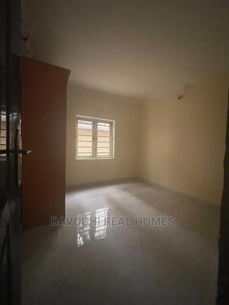 3bdrm Apartment in Agungi Lekki for rent