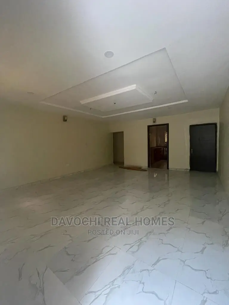 3bdrm Apartment in Agungi Lekki for rent