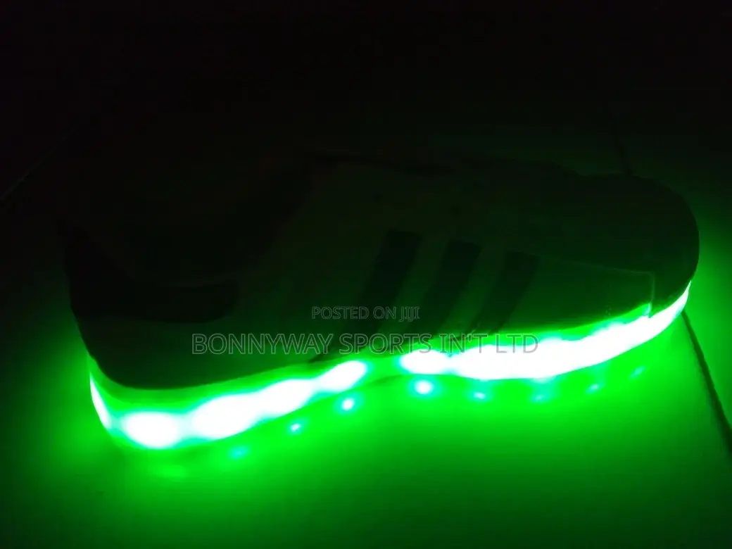 Juggling At Night Made Easy With Flat Adidas Jugging Sneakers