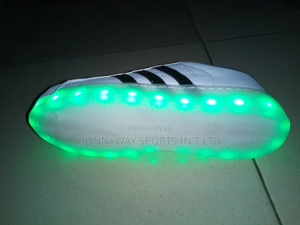 Juggling At Night Made Easy With Flat Adidas Jugging Sneakers