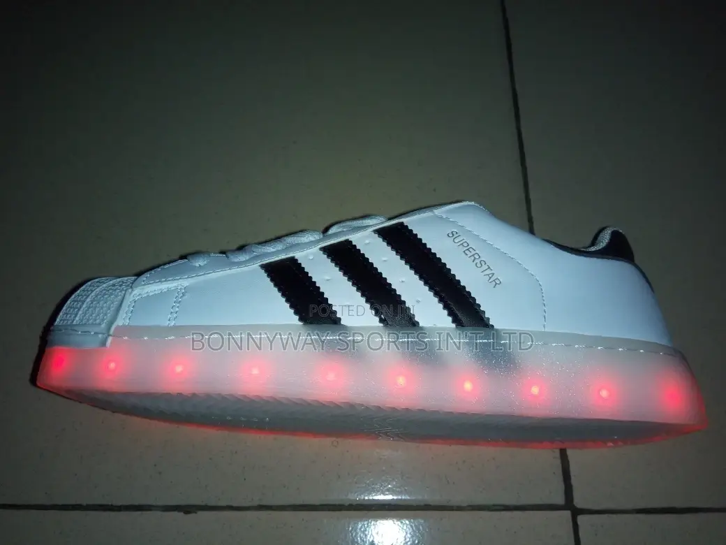 Juggling At Night Made Easy With Flat Adidas Jugging Sneakers