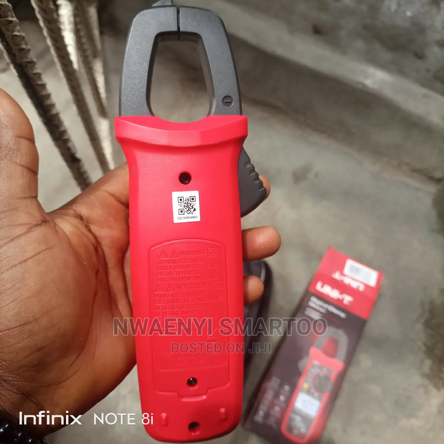 Uni-t Clamp Meter