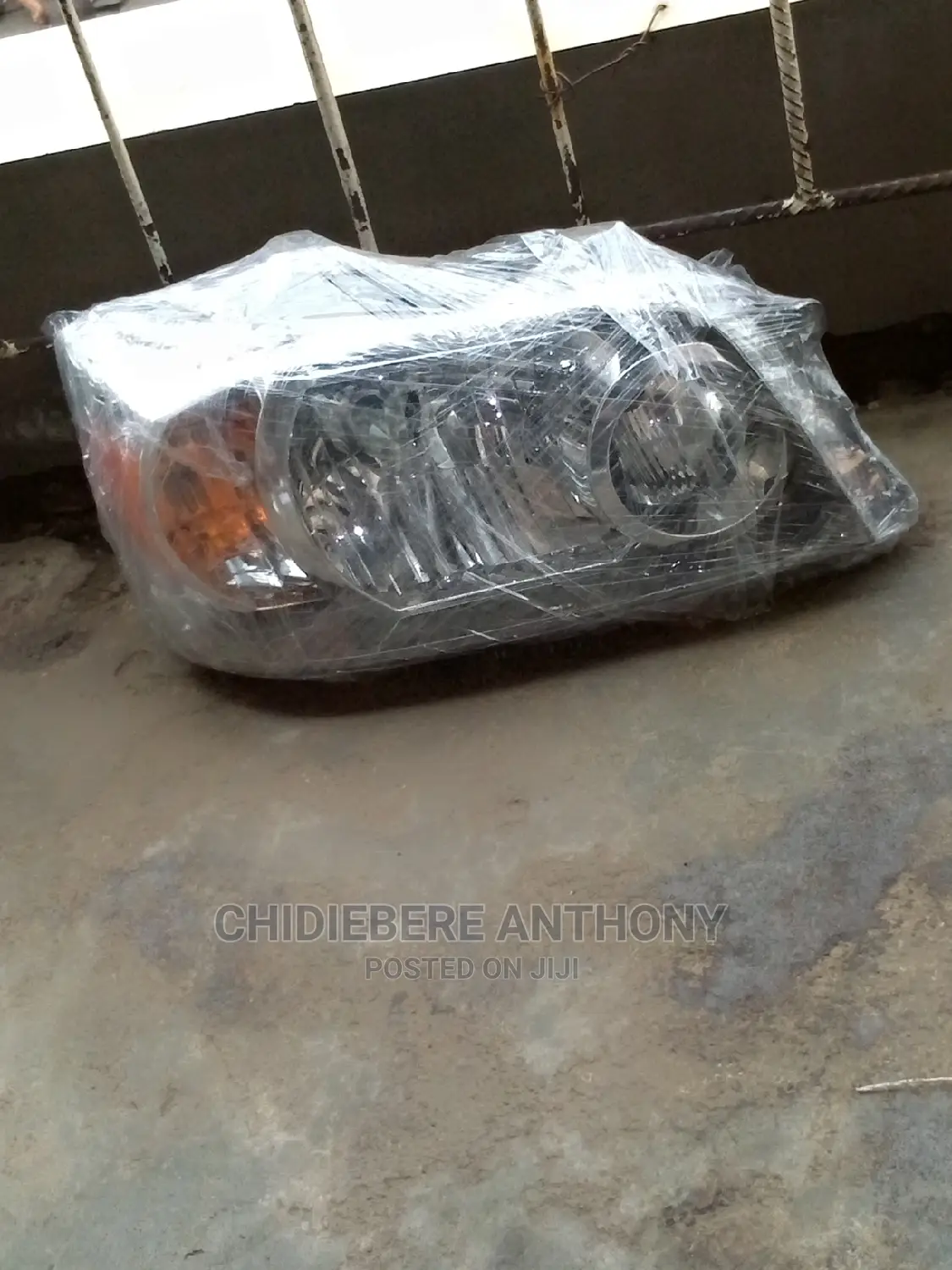 Both Sides Headlamp Highlander 2005 Model