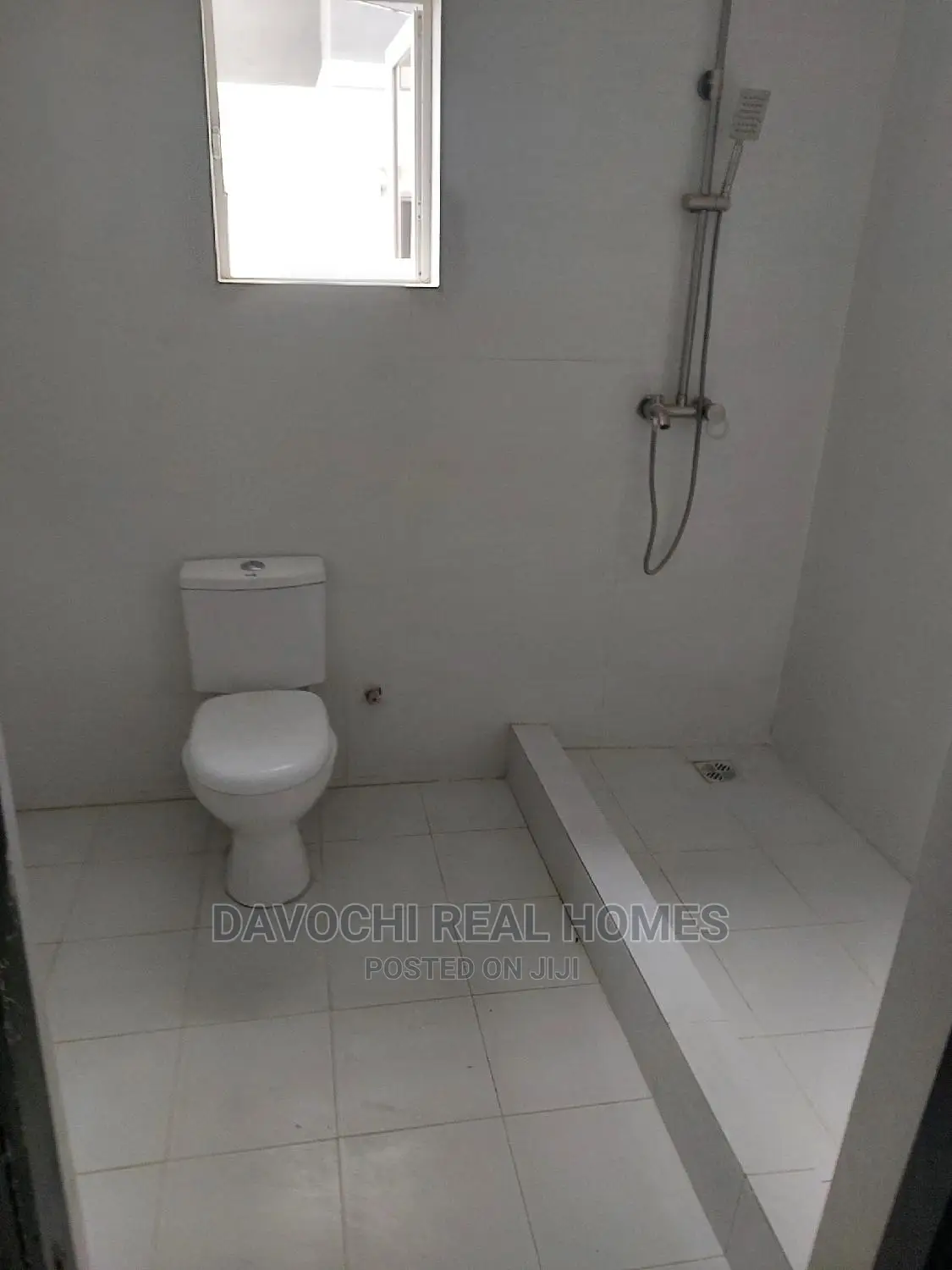 4bdrm Duplex in By Chevron Second, Lekki Phase 2 for rent