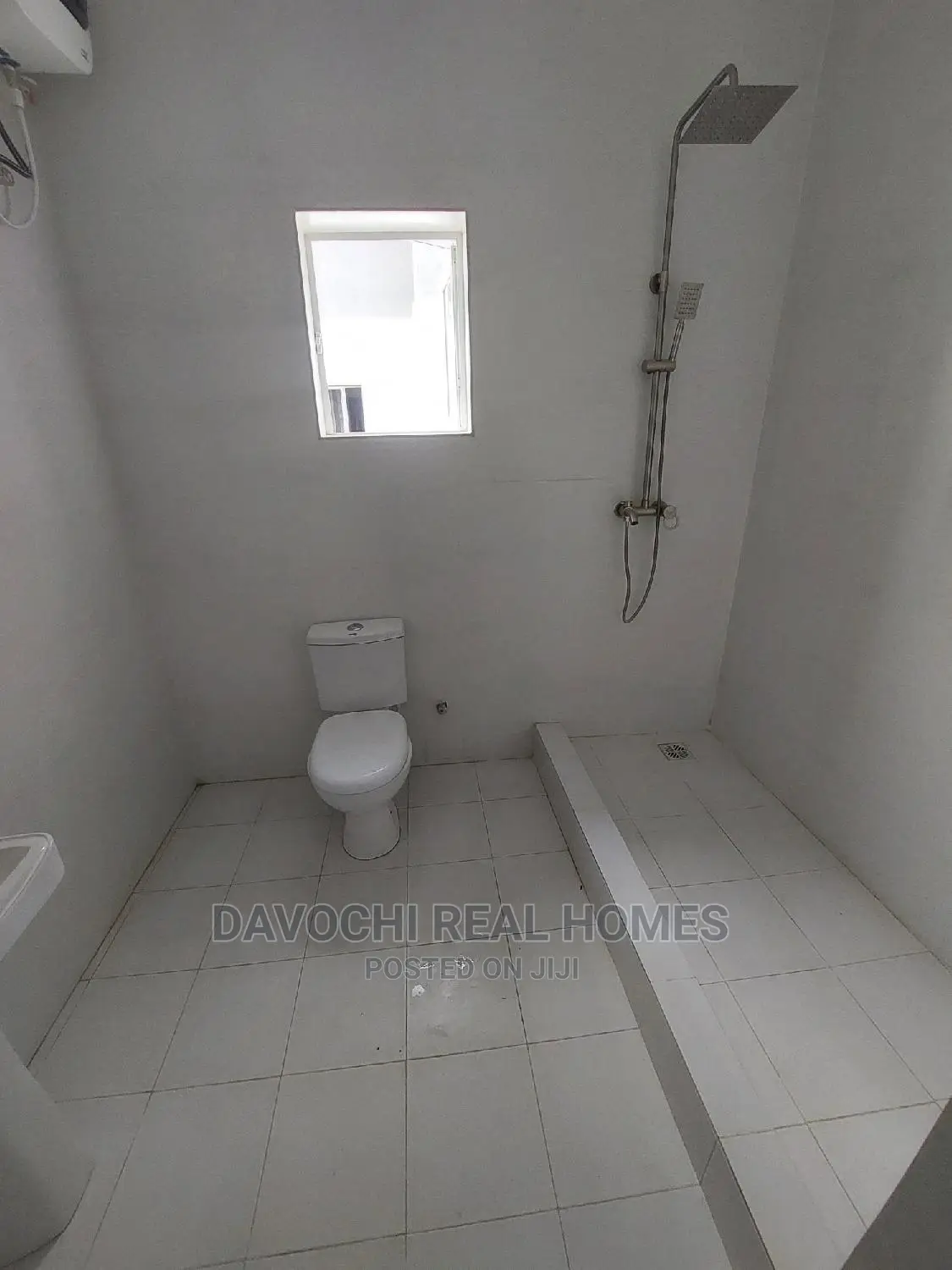 4bdrm Duplex in By Chevron Second, Lekki Phase 2 for rent