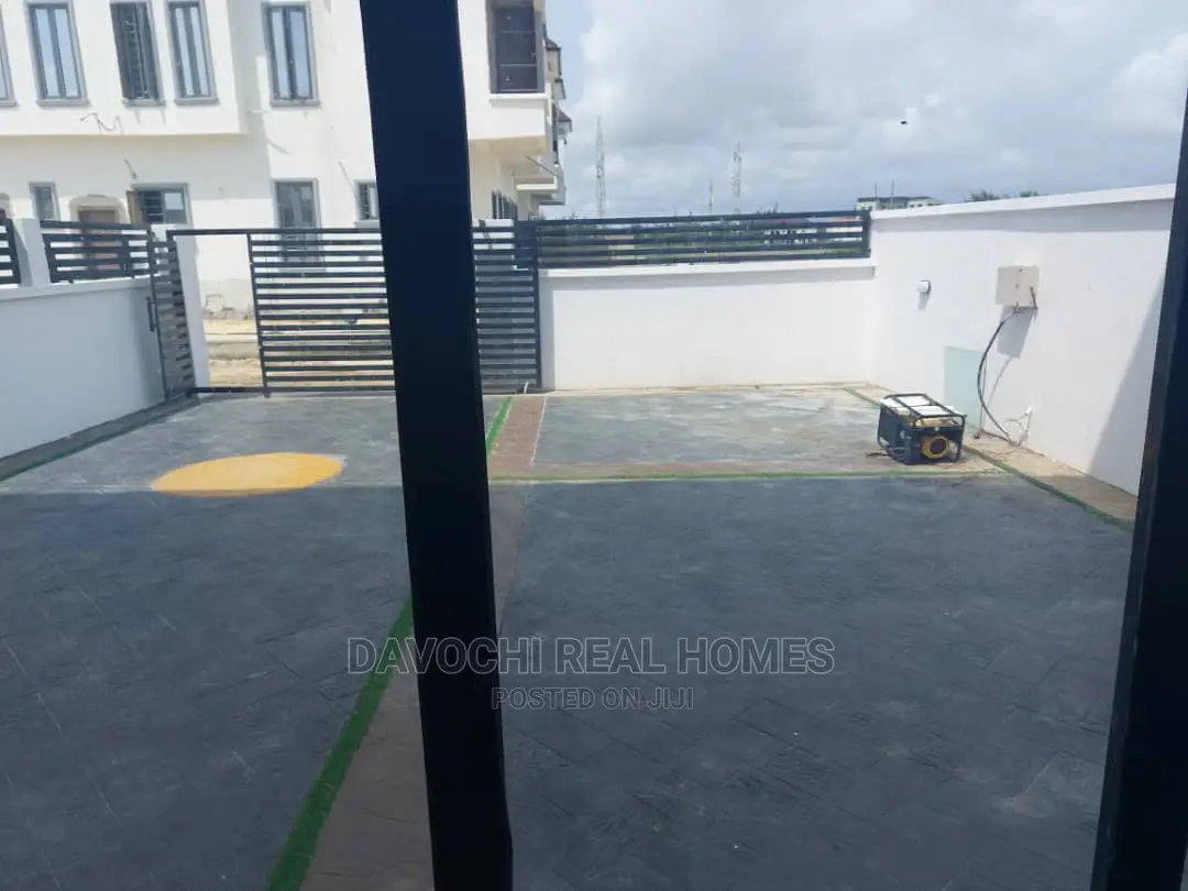 4bdrm Duplex in 2Nd Toll Gate, Lekki Phase 2 for Sale