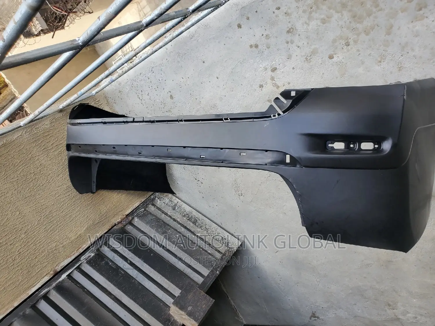 Rear Bumper for Toyota Highlander 2011-2013 Follow Come
