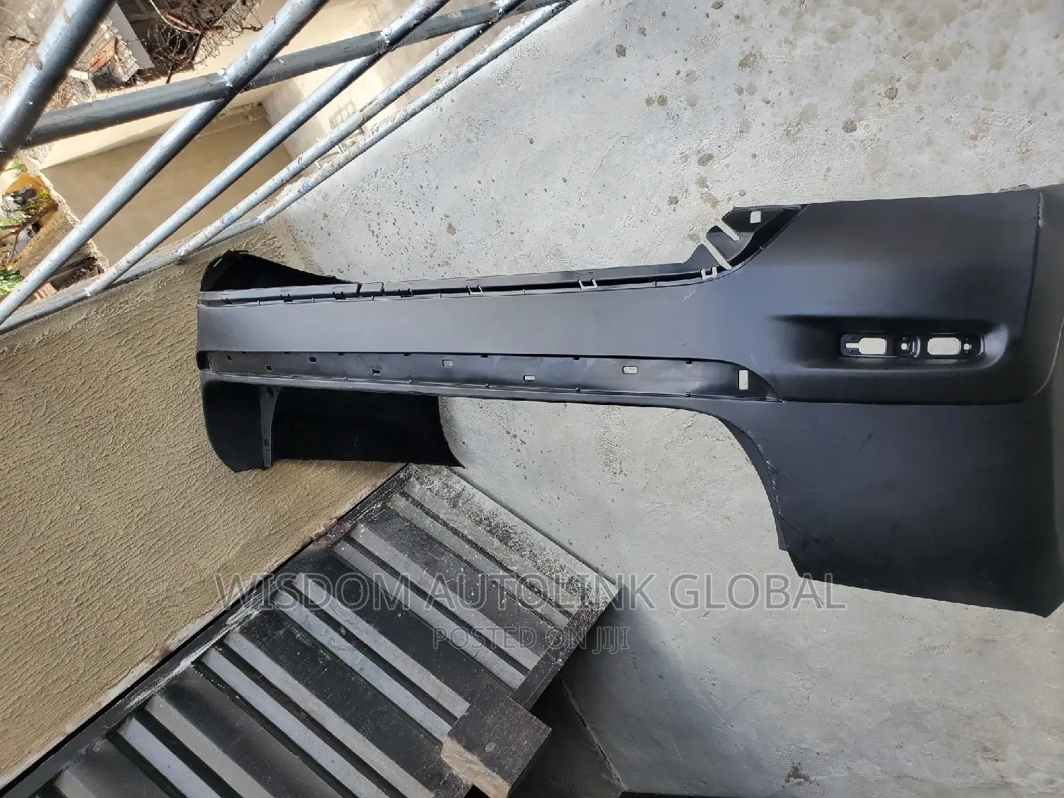 Rear Bumper for Toyota Highlander 2011-2013 Follow Come