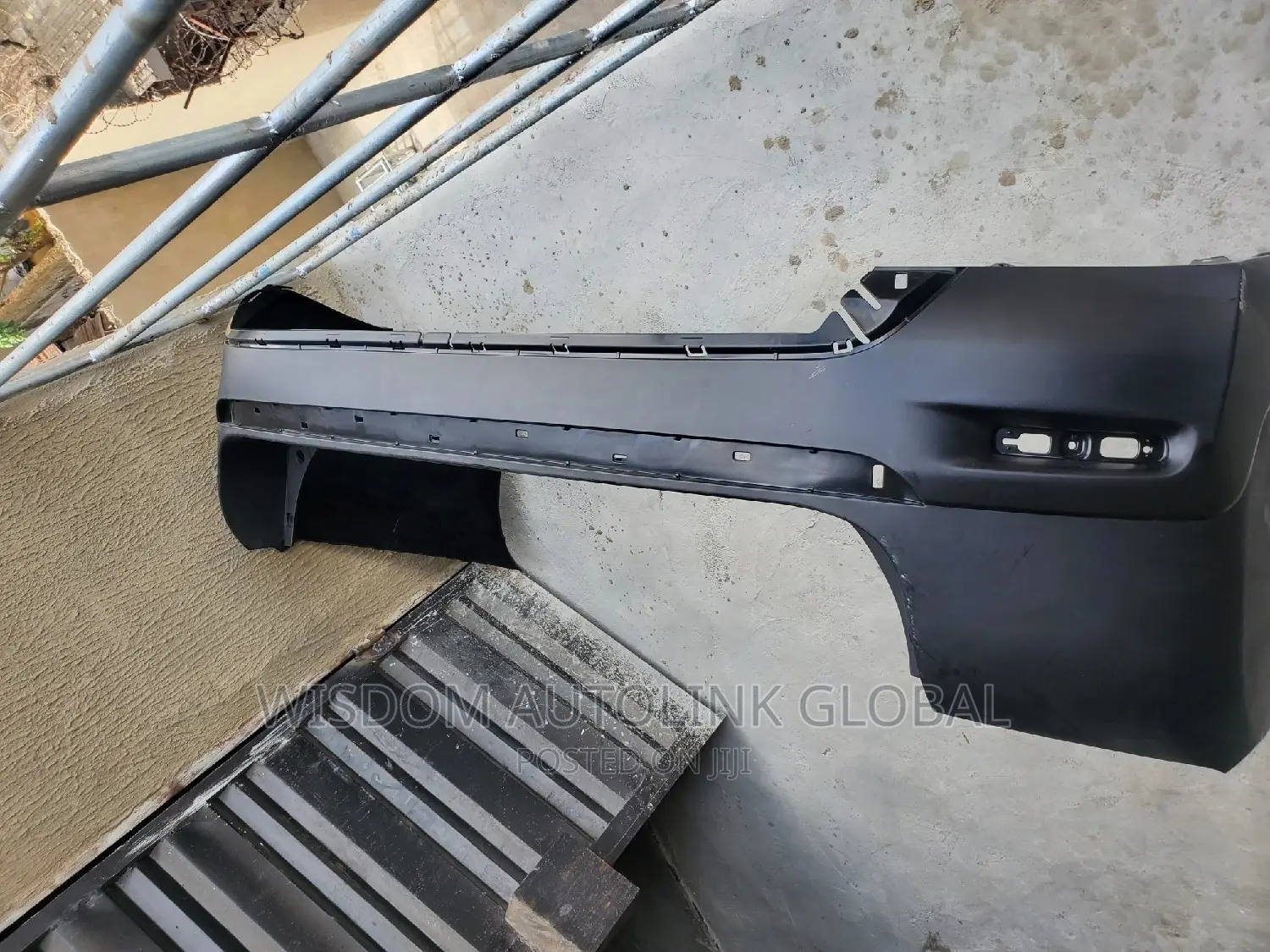 Rear Bumper for Toyota Highlander 2011-2013 Follow Come