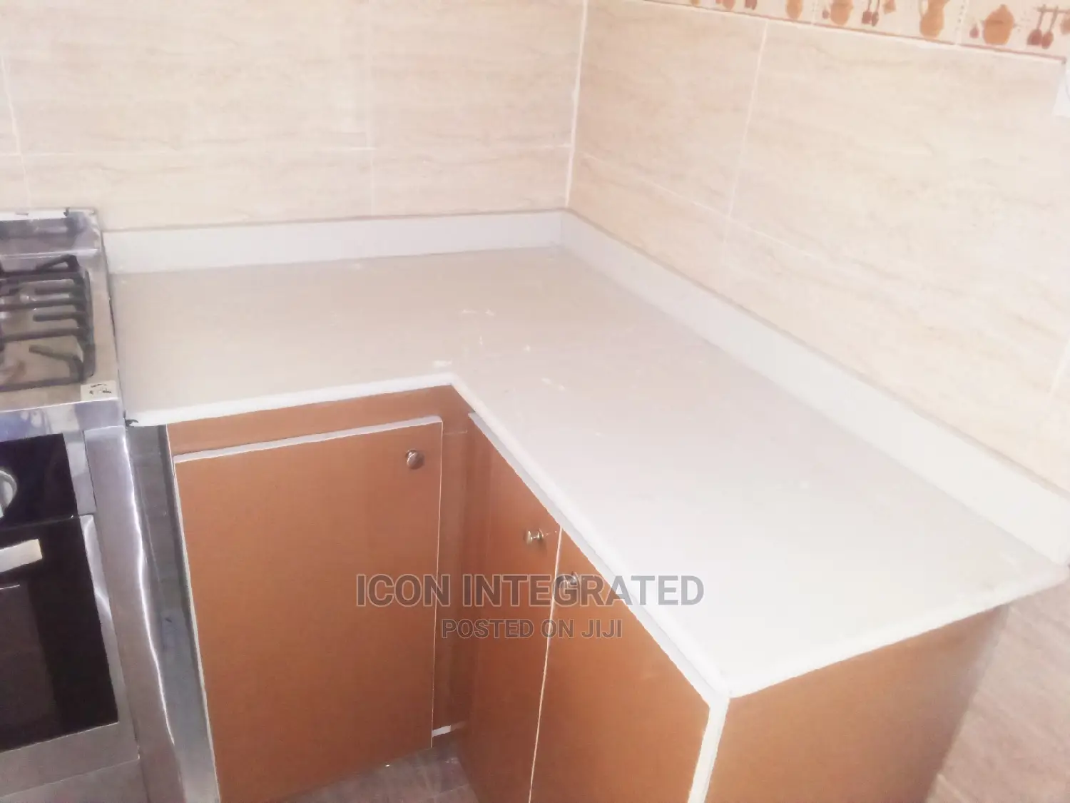 Kitchen Counter Installation