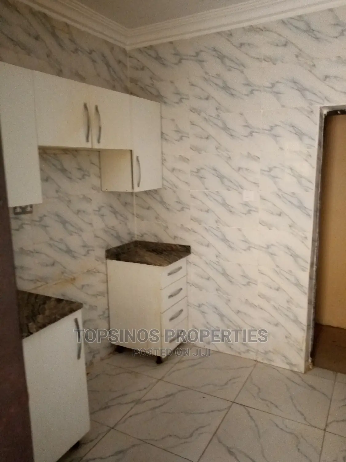 2bdrm Block of Flats in Dawaki for rent