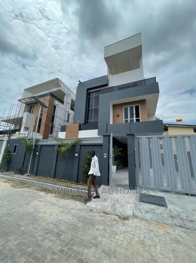 5bdrm Duplex in Ikoyi, Banana Island for sale