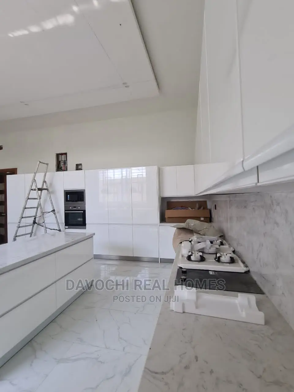 5bdrm Duplex in Ikoyi, Banana Island for sale