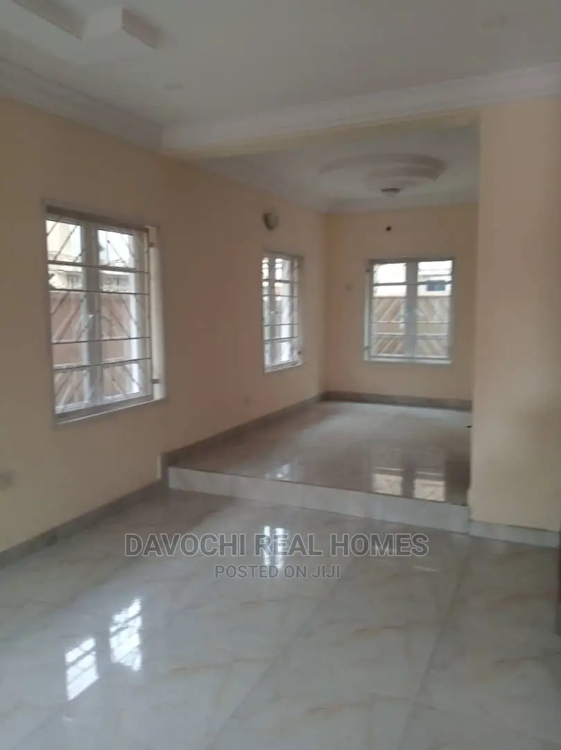5bdrm Duplex in Ikoyi, Banana Island for sale