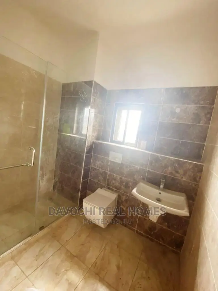 Furnished 3bdrm Apartment in Ikate for sale