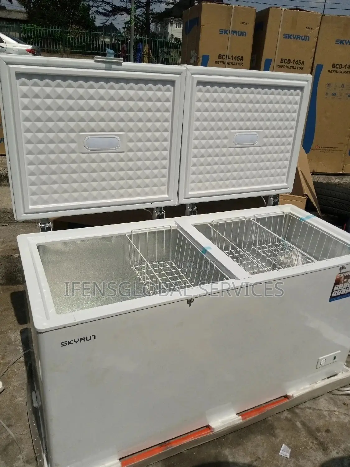 Low Voltage 6ft Skyrun Chest Freezer