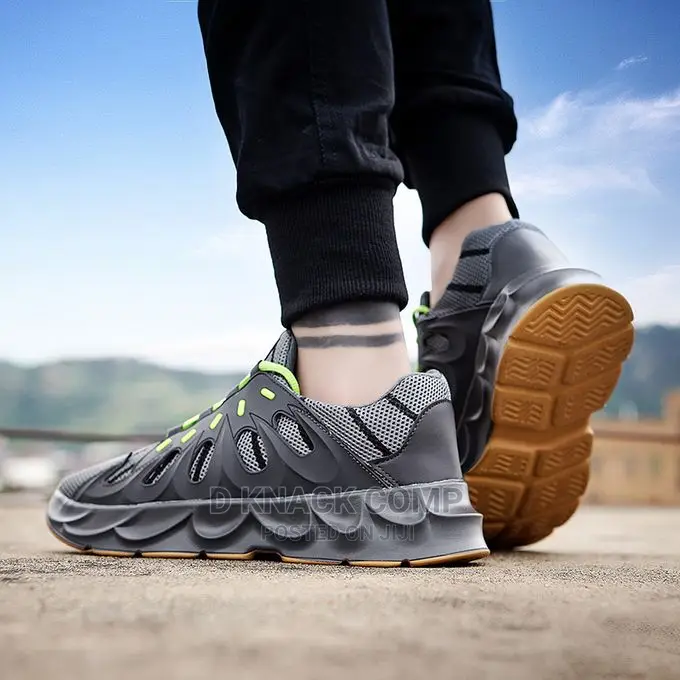 Men Running Shoes Fashion Sneakers Lace Up Deep Grey