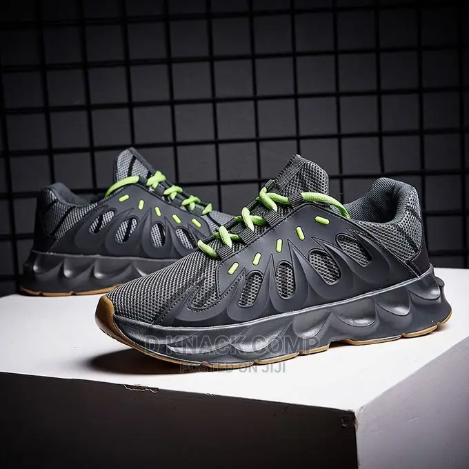 Men Running Shoes Fashion Sneakers Lace Up Deep Grey