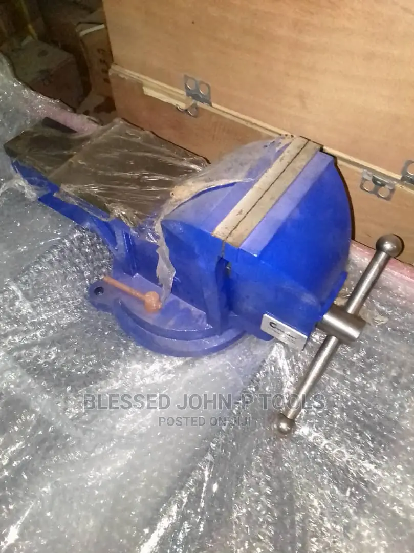 Bench Vise 12"