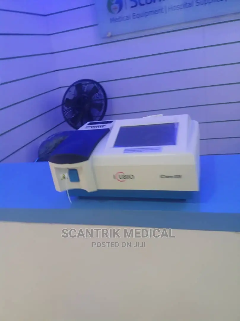 Original Laboratory Semi Auto Chemistry Analyzer