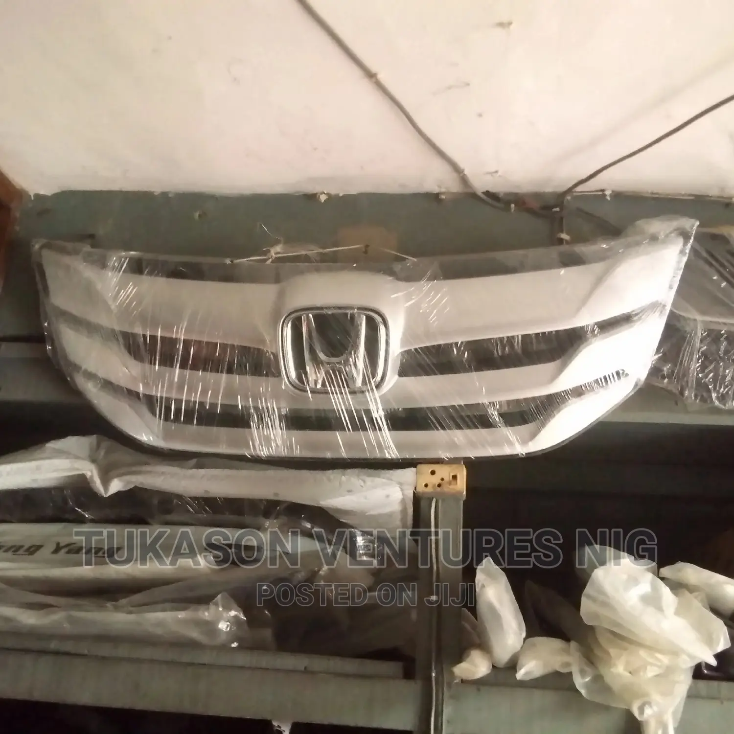 Front Grille Crosstour 2014 Model Asia Type