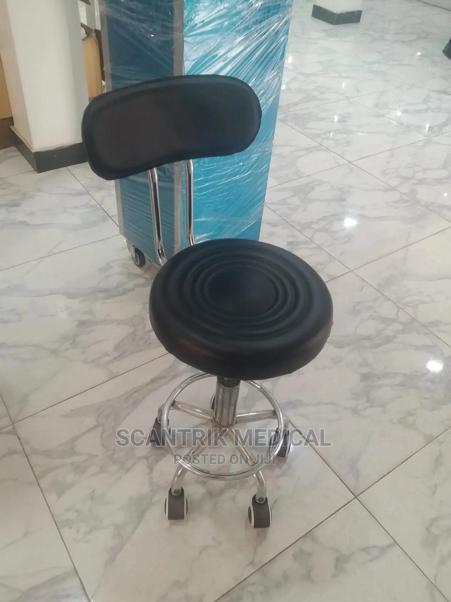 Chair Height Adjustable Stool With Backrest And Footrest