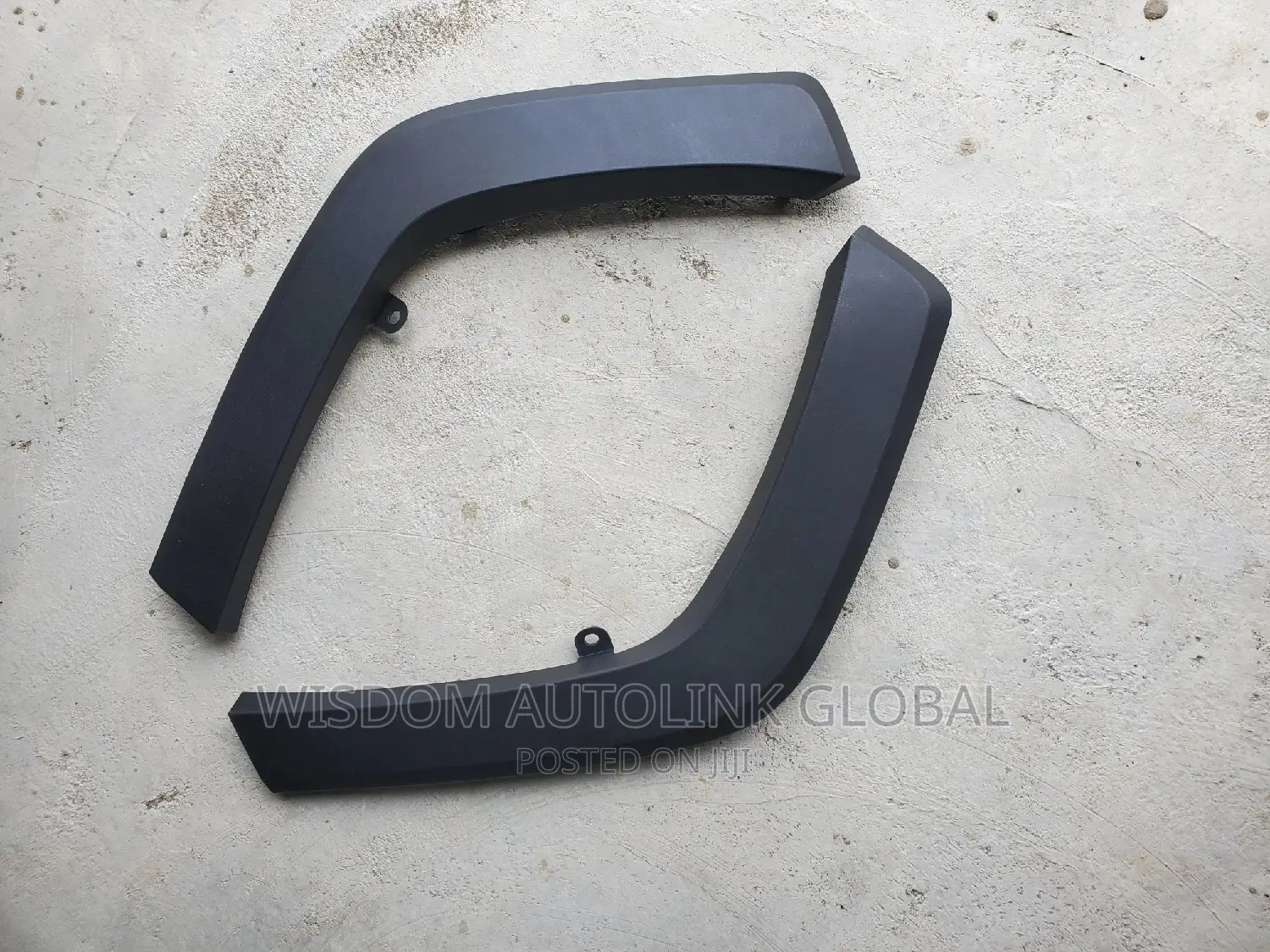 Back Fender Padded/Chrome for Toyota Rav4 2019-2022