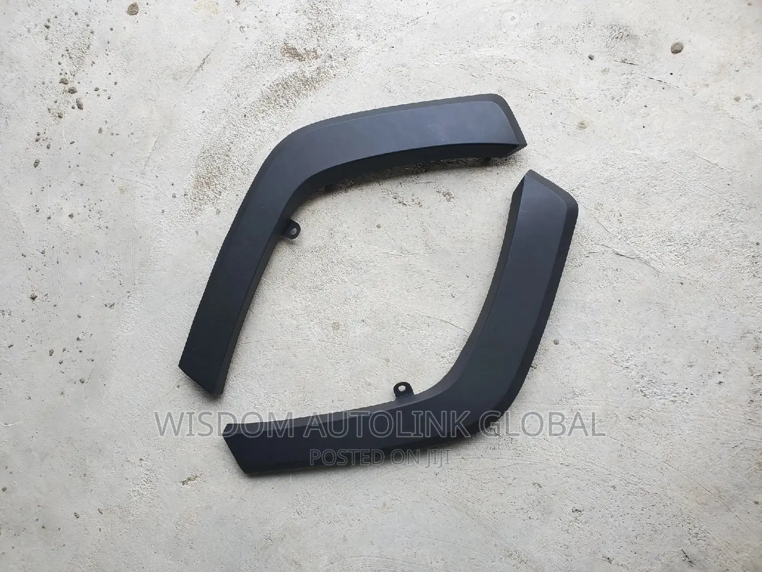 Back Fender Padded/Chrome for Toyota Rav4 2019-2022