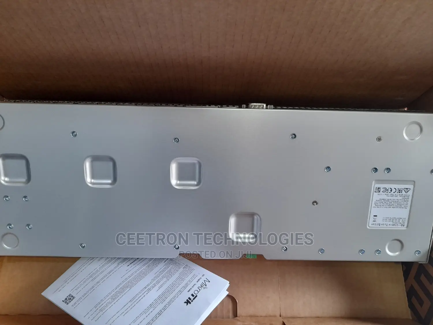MIKROTIK:Rb1100dx4 Dude Edition With Routeros L6, Indoor