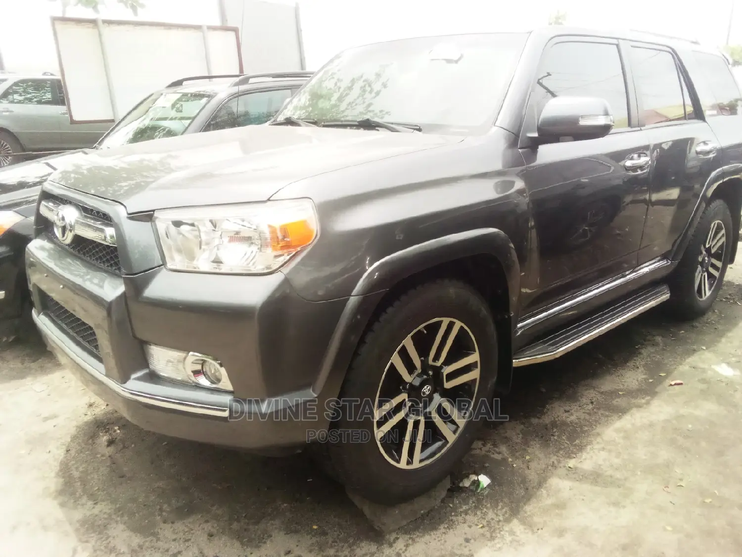 Toyota 4-Runner Limited 4X4 2013 Gray