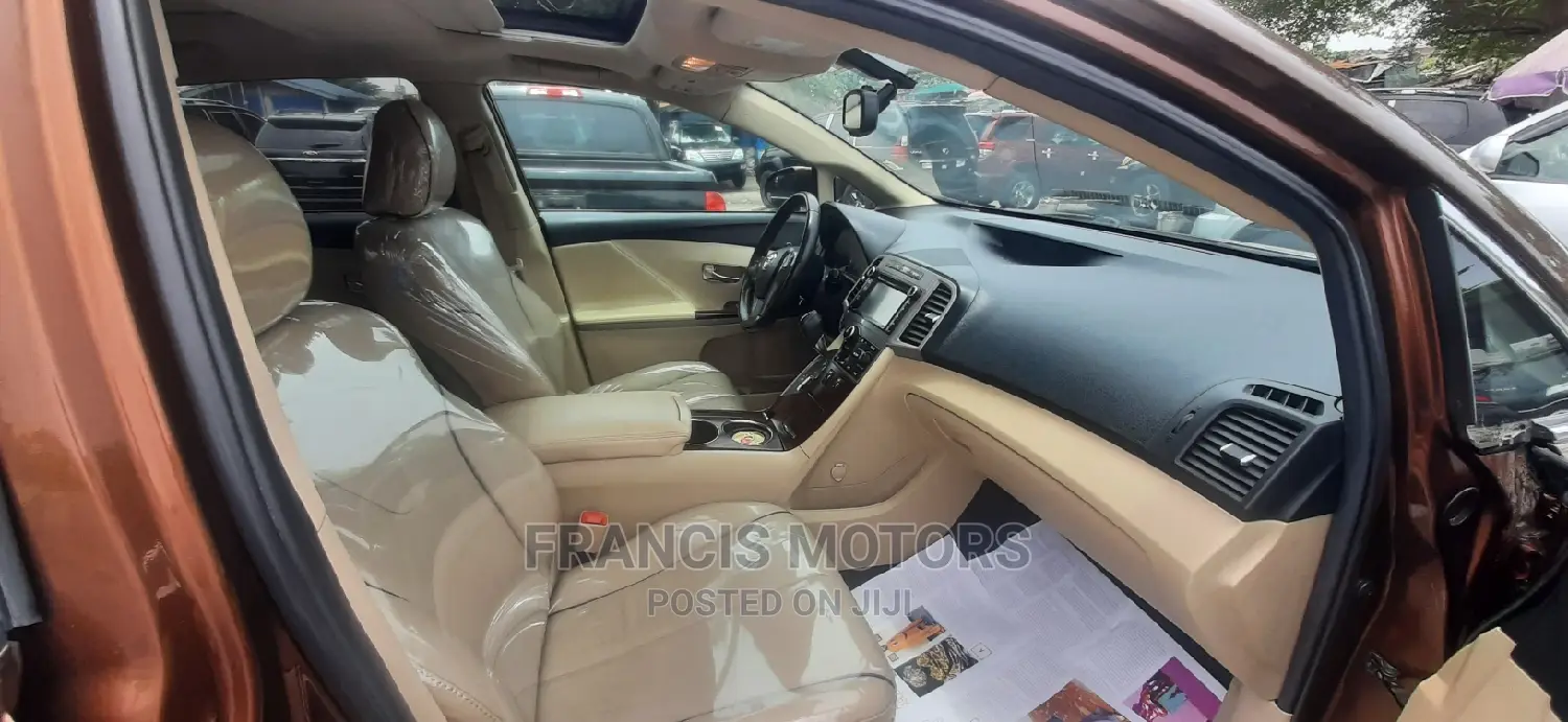 Toyota Venza 2014 Brown