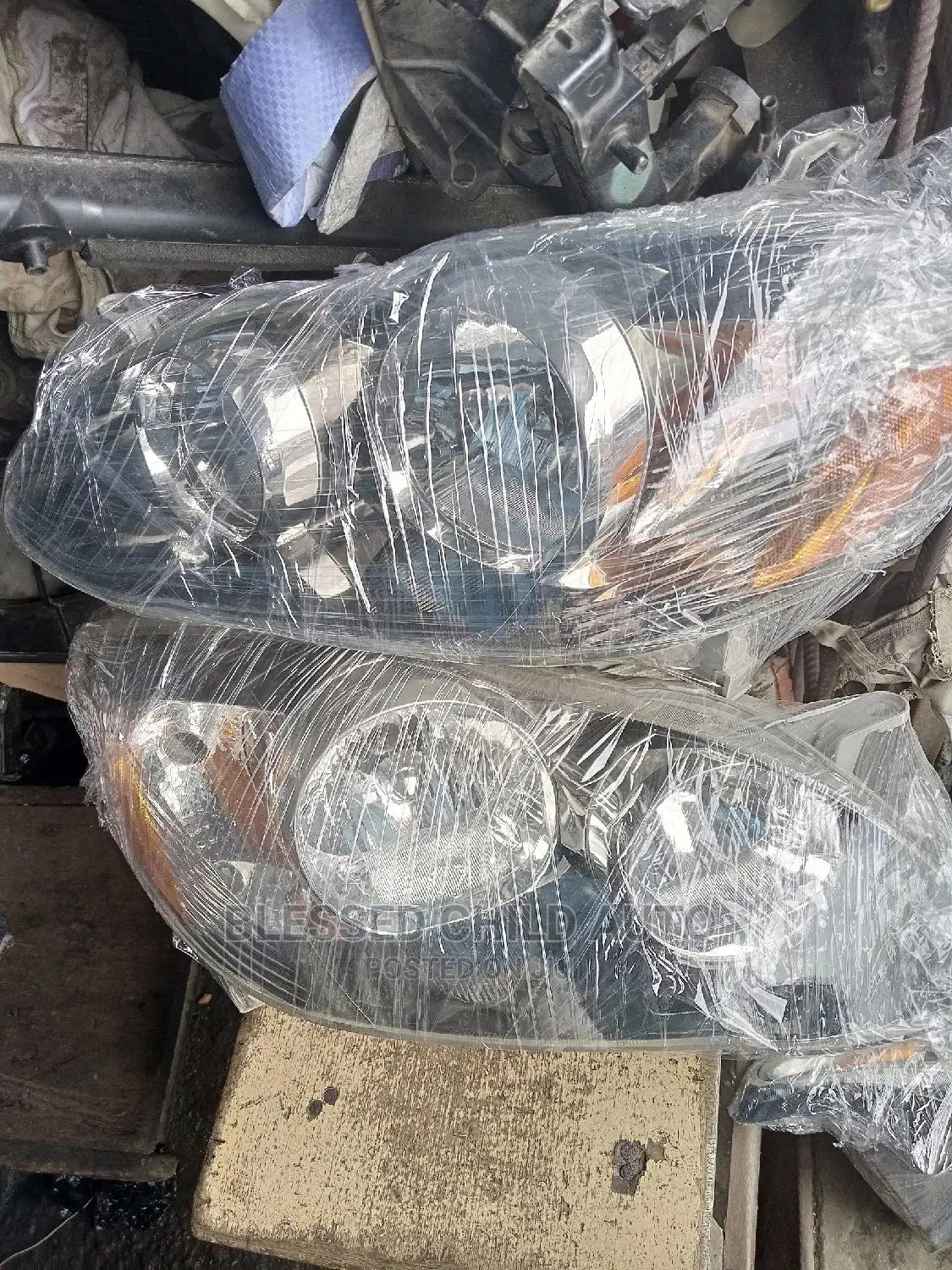 Headlamp Toyota Corolla 2006 Spot