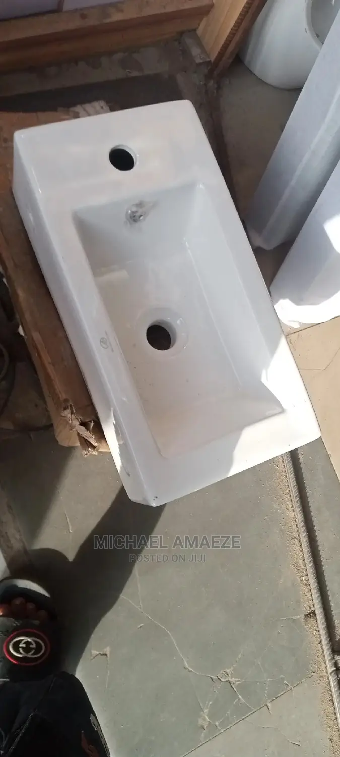 Hanging Wash Hand Basin