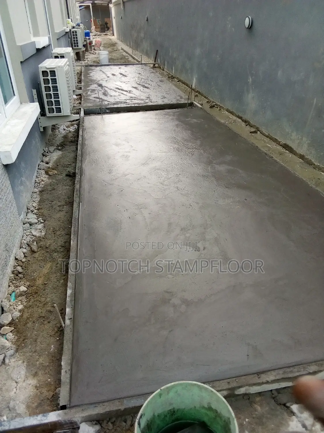 Reinforce Modern Floor-Design Services With Color Shades