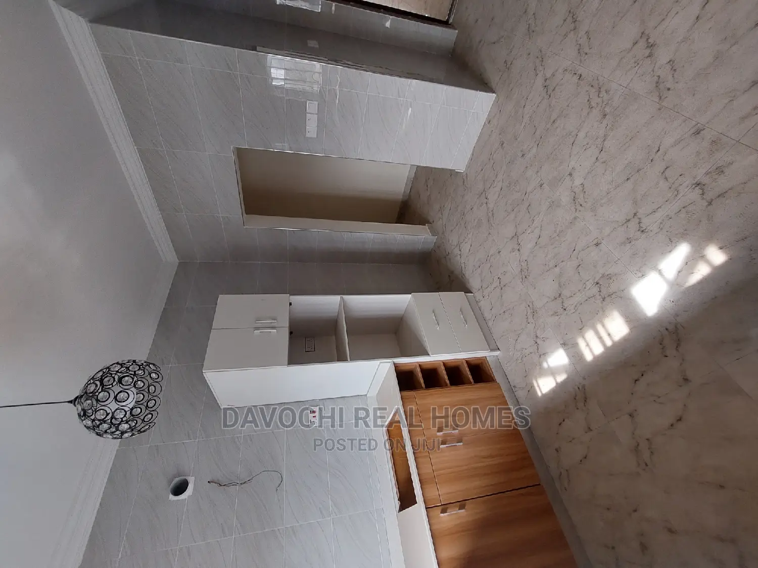3bdrm Apartment in Orchid Road, Lekki Phase 2 for rent