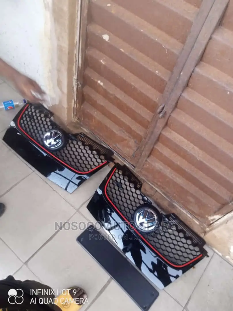 Front Gril Gti  Jetta 5 2005