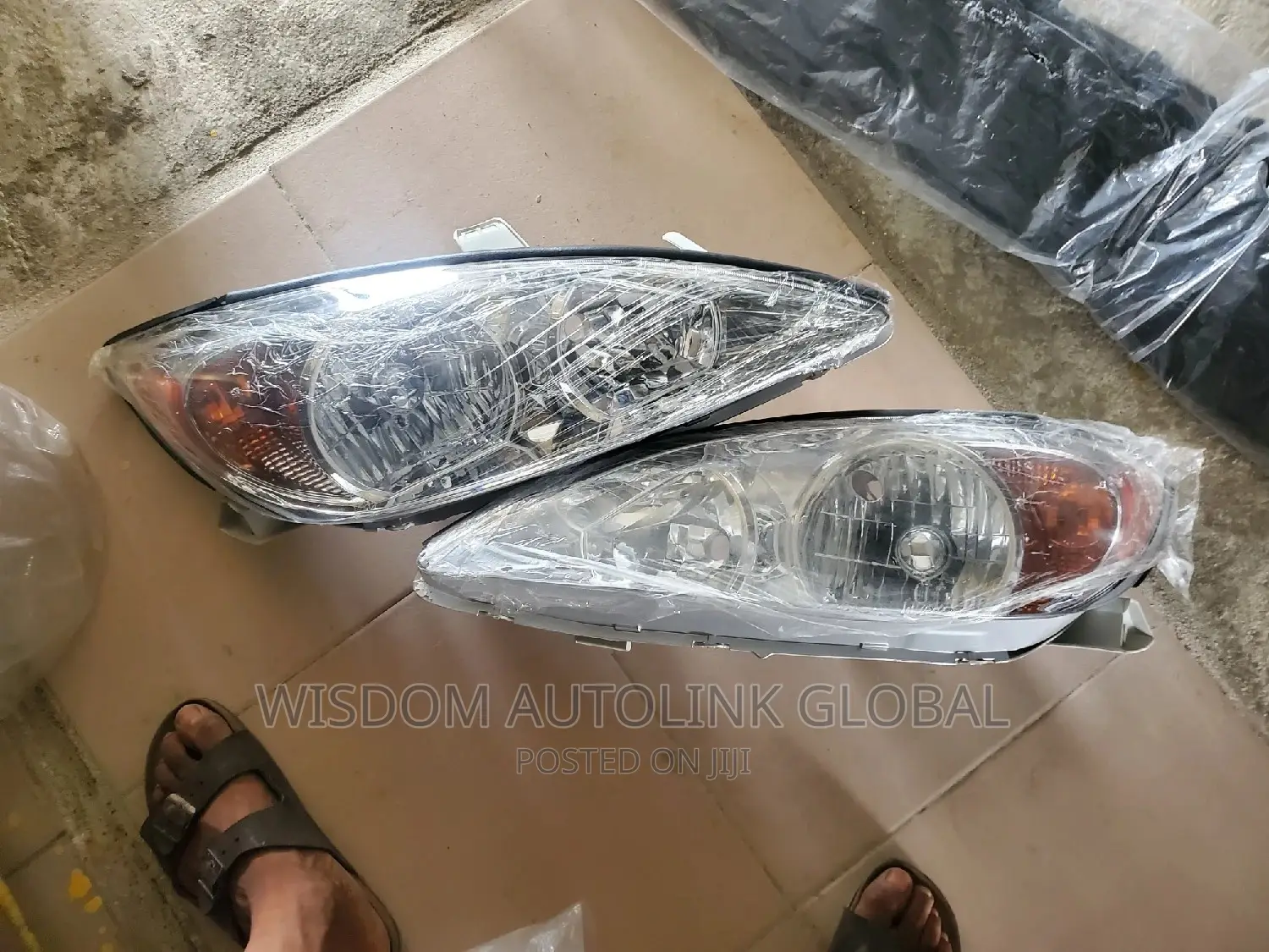 Headlights For Toyota Camry 2003-2005