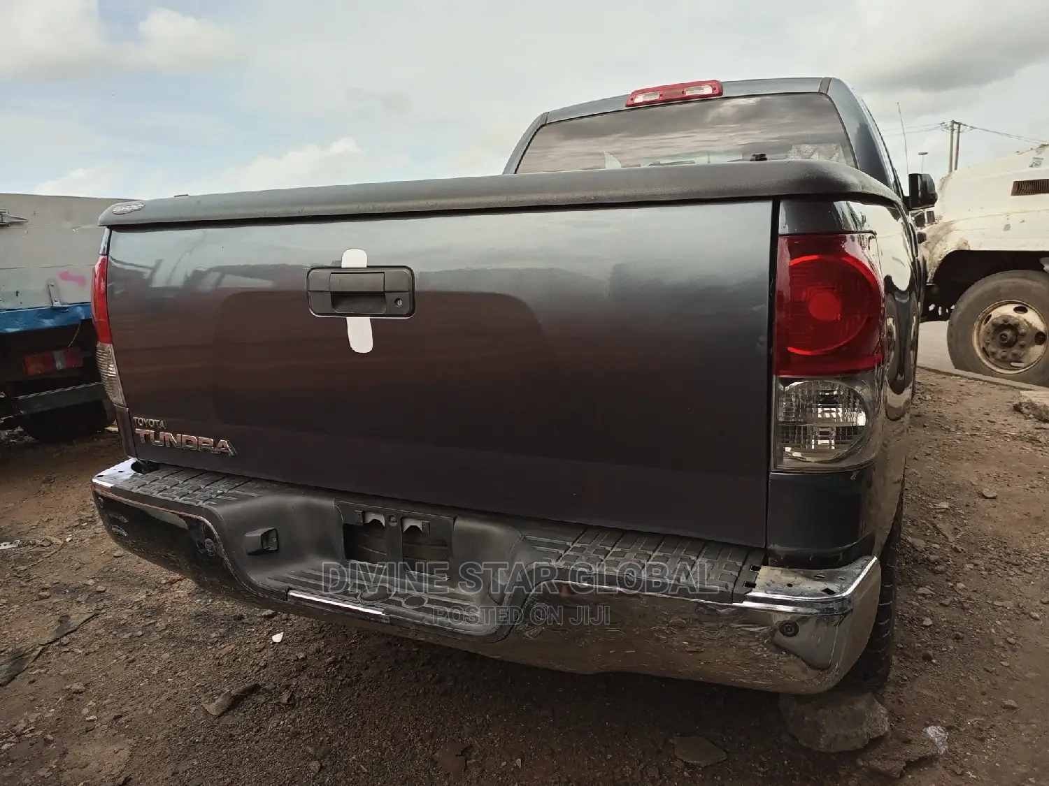 Toyota Tundra Double Cab 4x4 Limited 2010 Silver