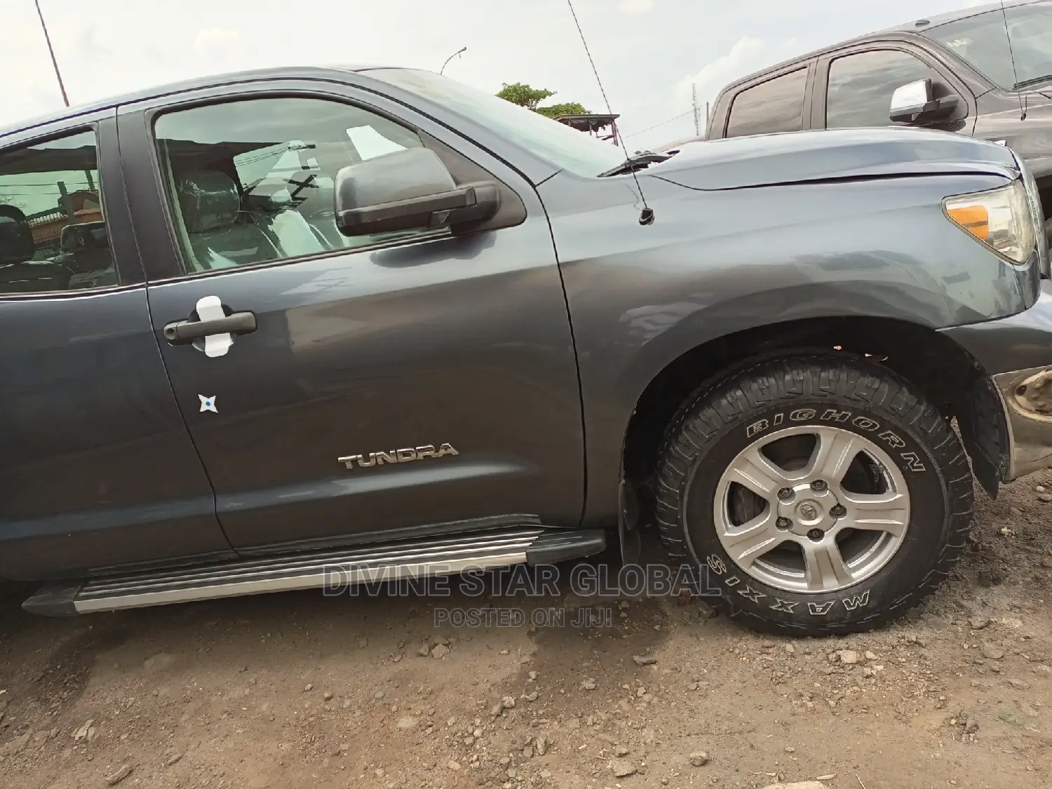 Toyota Tundra Double Cab 4x4 Limited 2010 Silver