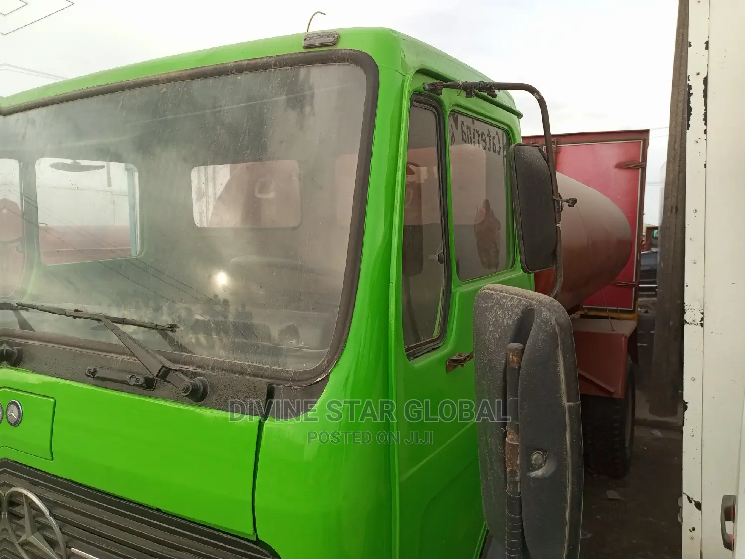 Mercedes Benz Water Tanker 2000 Green