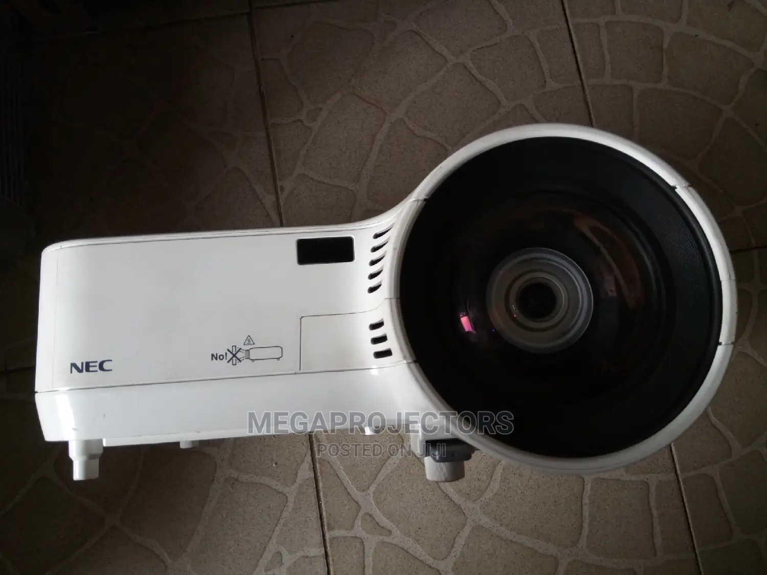 Exclusive Superb NEC Projector Model No: NP610S