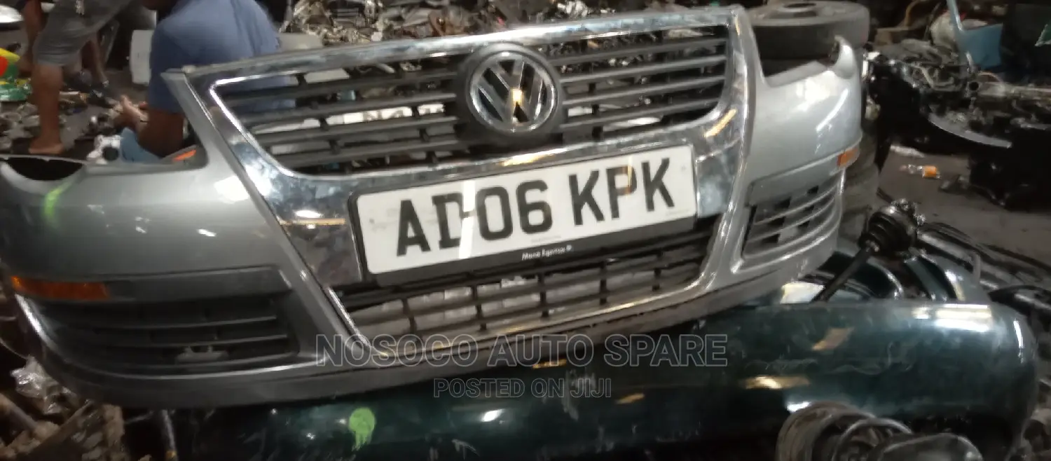 Front Bumper Passat Fsi 2005
