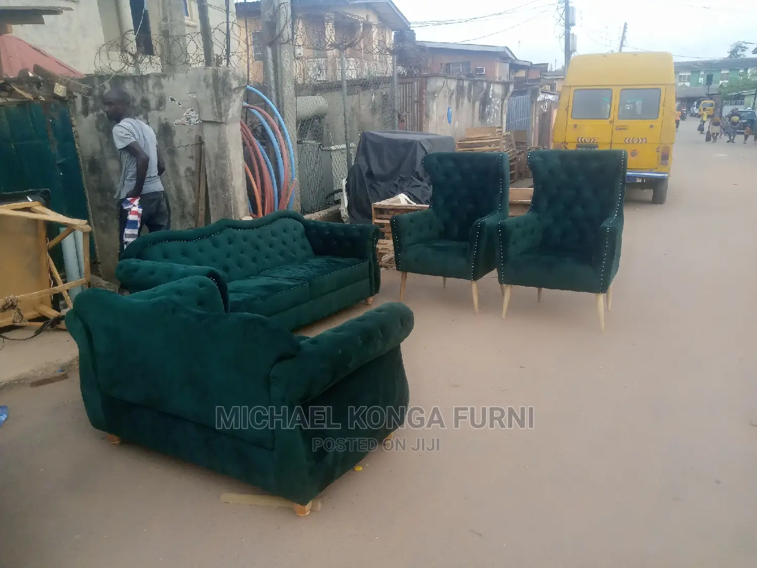 Modern 7 Seater Living Room Fabric Made Sofa Chair.