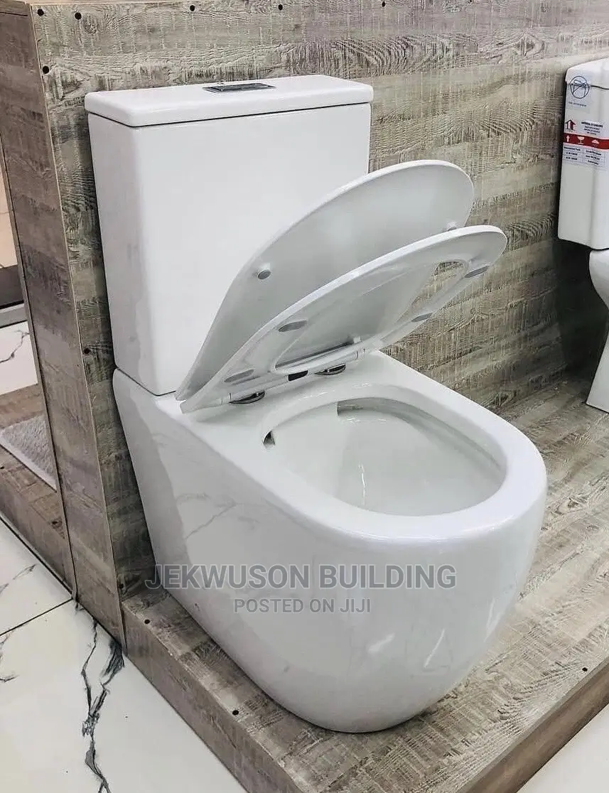 Executive England Water Closet