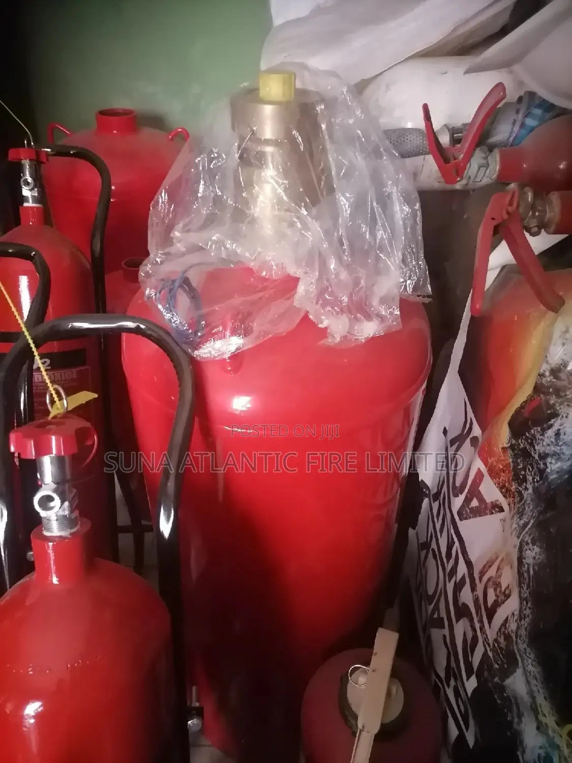 FM200 Cylinder/Installation