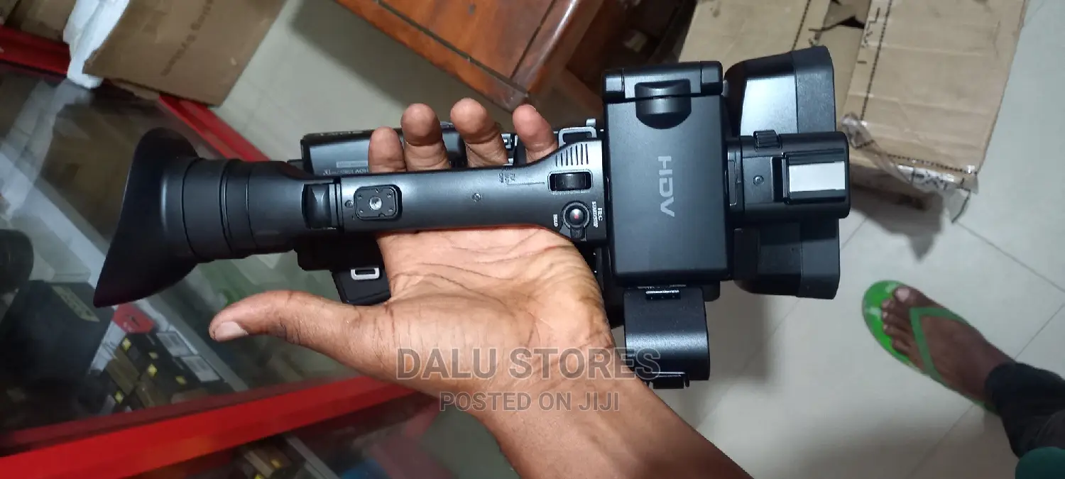 Sony Hvr-z7u Hdv Camcorder